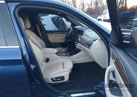 2018 BMW X3 xDrive30I z USA, uszkodzony, nr VIN 5UXTR9C53JLC77984